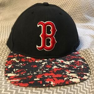 Boston Red Sox Snapback Hat Fenway Park Collection EUC